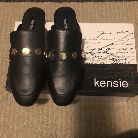 Brand new with box Kenzie brand mule slip on with gold accents shoes - Picture 1 of 4